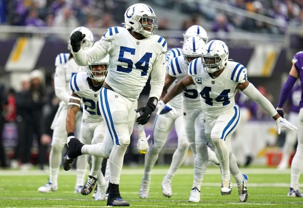 5 Defensive Ends to Watch Entering the 2023&nbsp;Season